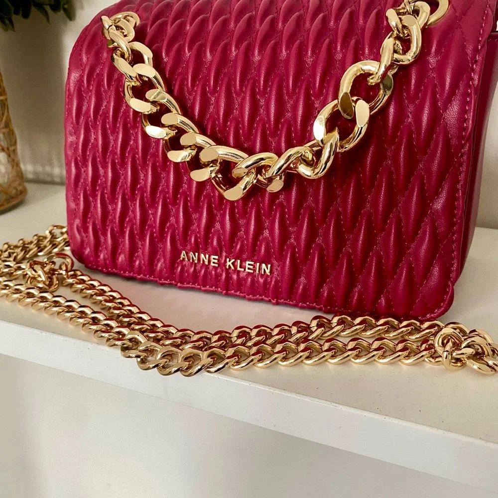 Anne Klein Fuchsia Quilted Shoulder Bag with Gold Chain - Picture 3 of 5